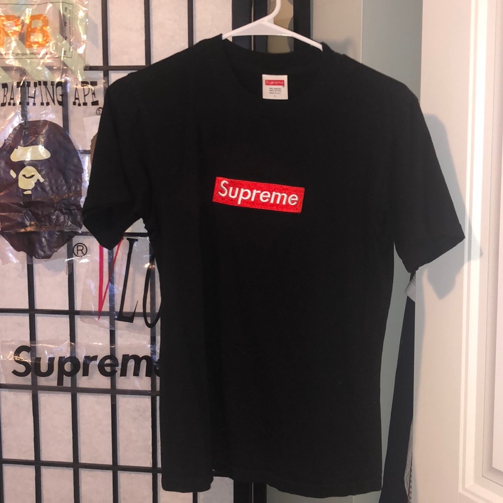 Supreme shirt